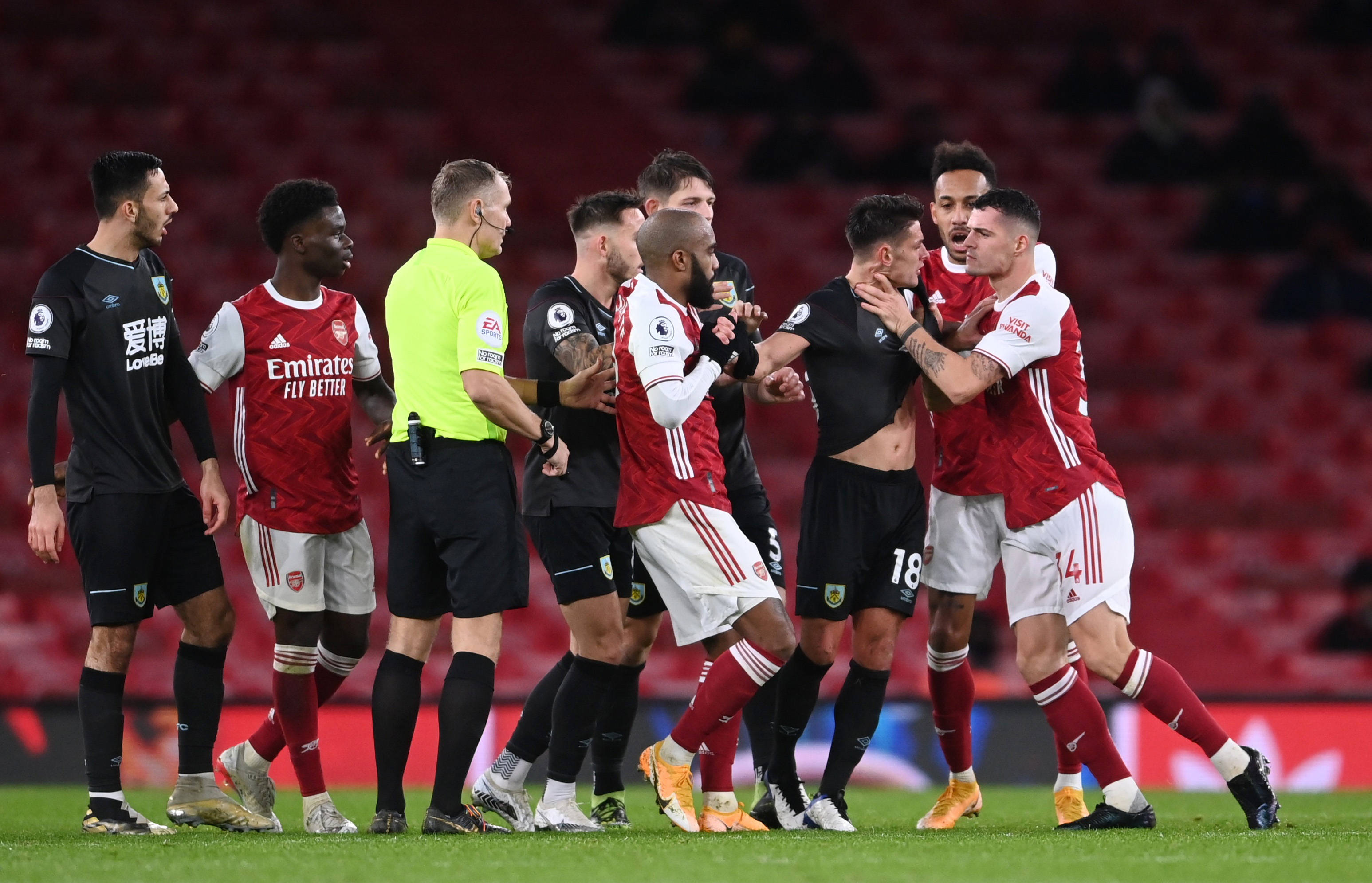 经纪团队在 经纪团队在